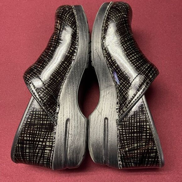 Dansko black and silver patent clogs, size 40, size 9 1/2 - 10 - Picture 10 of 15